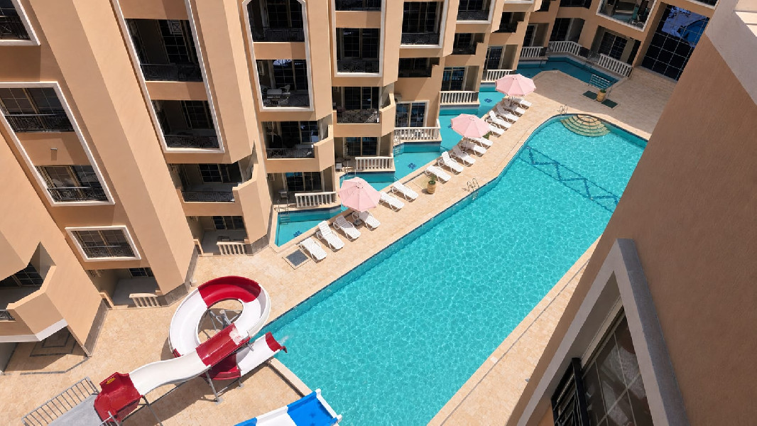Juliana Beach Resort / Al Ahyaa / přímo na pláži / bazény